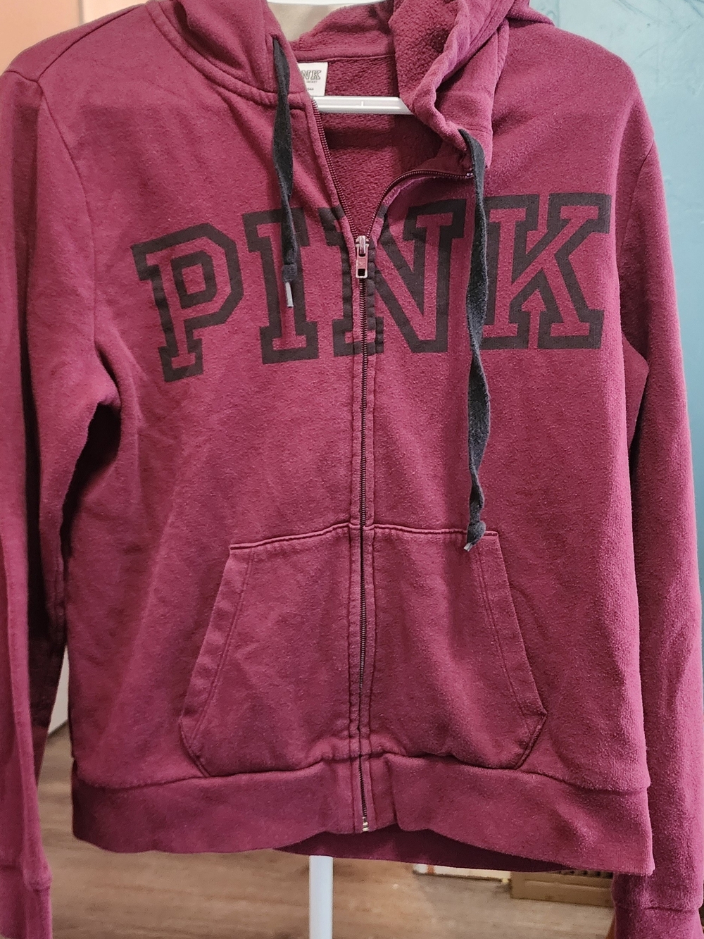 PINK Victoria's Secret Maroon Zip-Up Hoodie with Logo Sz Lrg